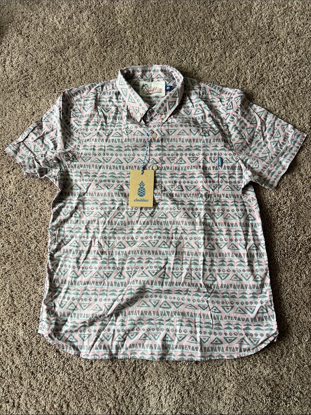 Chubbies Brody Stretch Poplin Shirt Pink & Blue Aztec Short Sleeve Button-Down L